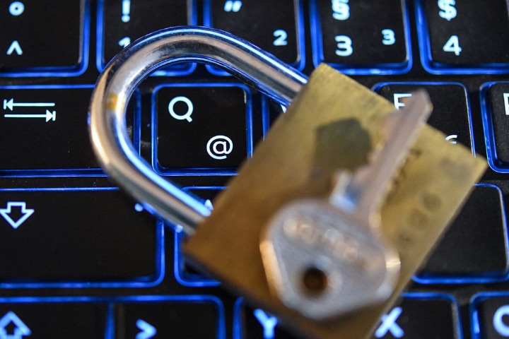 China curbs abuse of personal data by online travel platforms