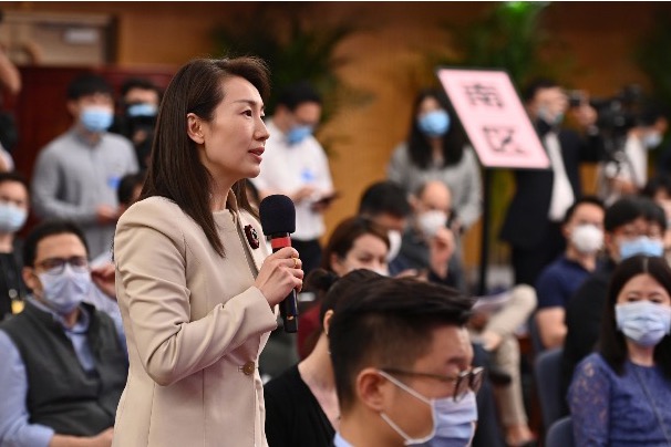 Watch it again: Premier Li meets the press