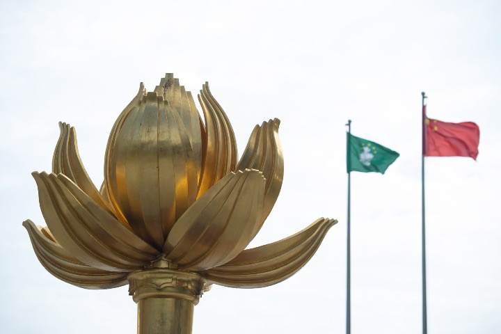 Watch it again: Xi attends Macao's 20th return anniversary celebration