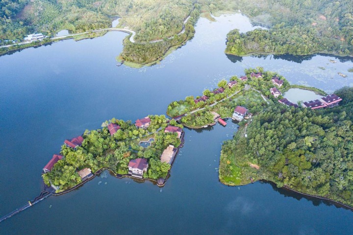 Nation to set obligatory carbon goals