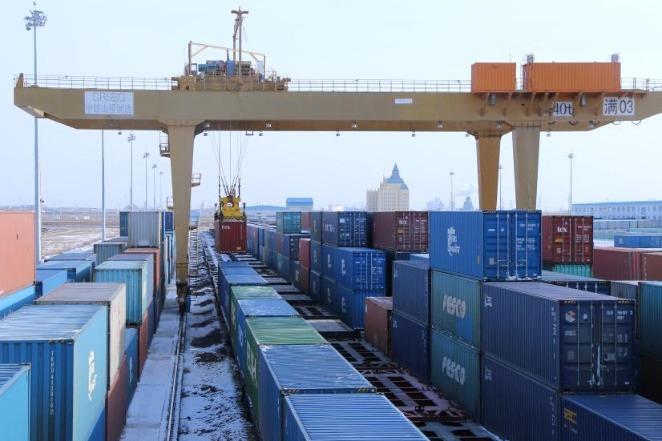 Ties, pacts to boost companies abroad