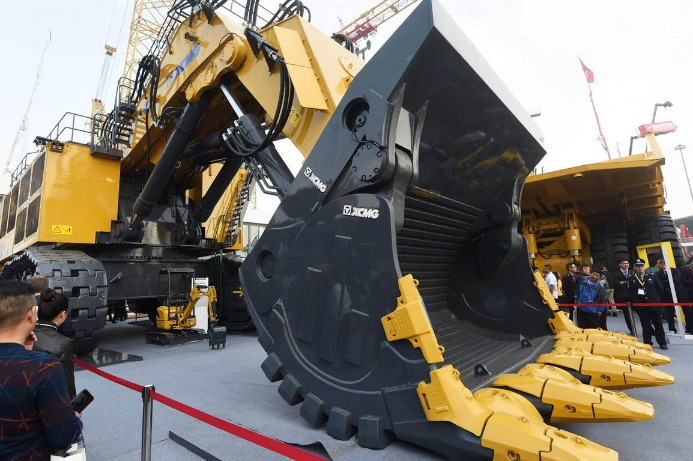China's excavator makers report drastic sales surge