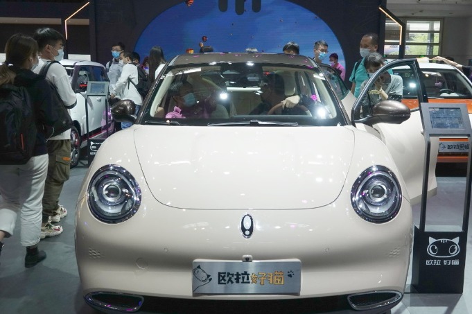 Carmakers aver core tech R&D can drive EVs