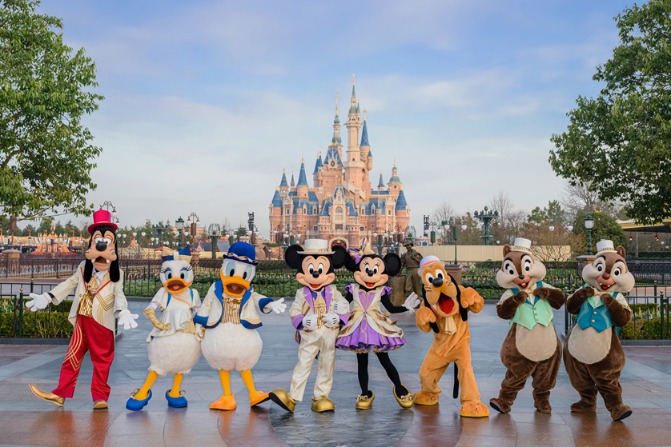 Theme parks set to be in for the long ride