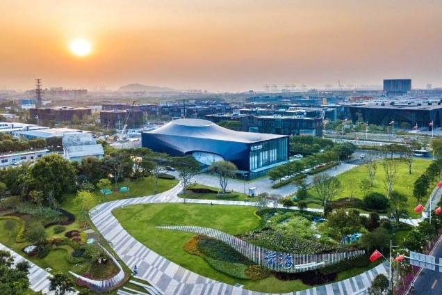 Guangdong FTZ attracts young minds