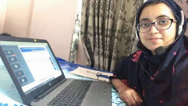 My online learning experience as an international student at ECUST