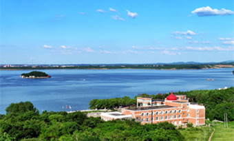 Erlong Mountain Tourism Area