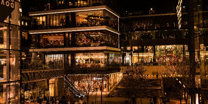 'Middle class' driving China's consumption expansion