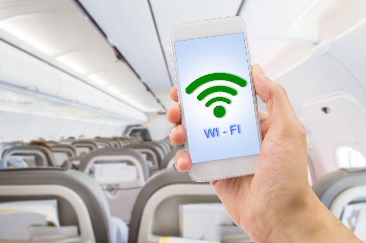 China boosts in-flight internet connectivity on commercial airplanes