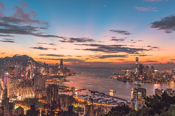 Data speaks: consumption in Chinese cities