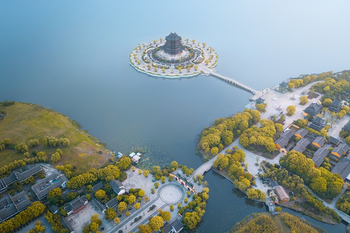 Suzhou's Chongyuan Temple appears stunning in aerial photos