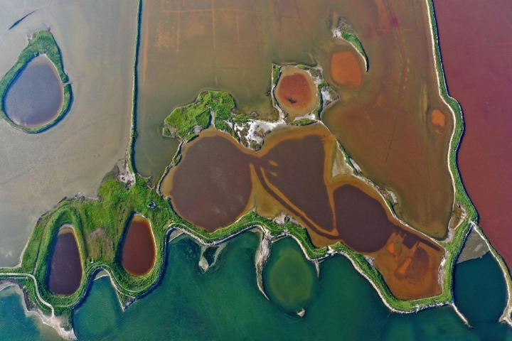 Salt Lake a dazzling palette of colors in Shanxi