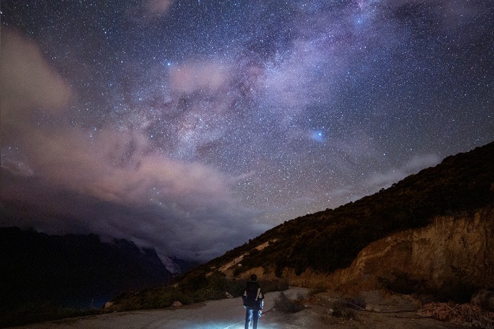 Breathtaking photos of starry sky taken in SW China