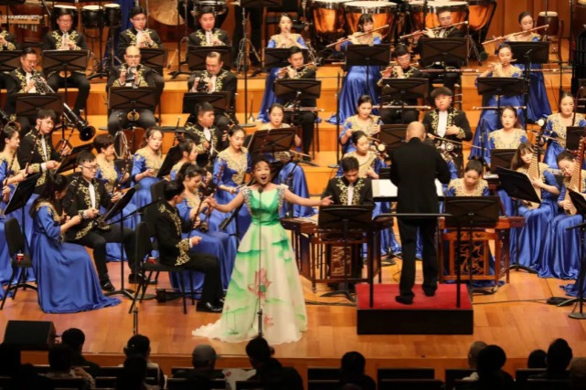 More than 200 performers celebrate Macao's anniversary