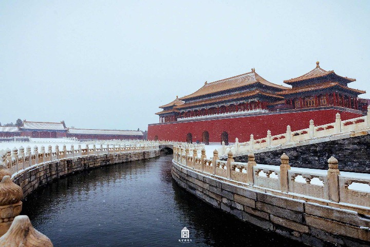Beautiful scenery of snow-covered Forbidden City