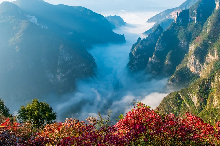 Picturesque mountain views in SW China