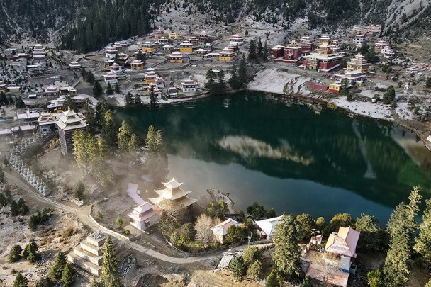 Lake known as ‘paradise on Earth’ in SW China