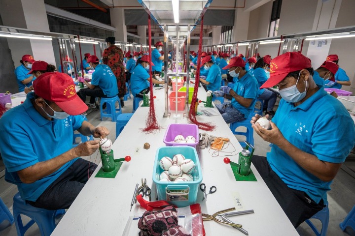 New plan issued to help smaller firms raise funds