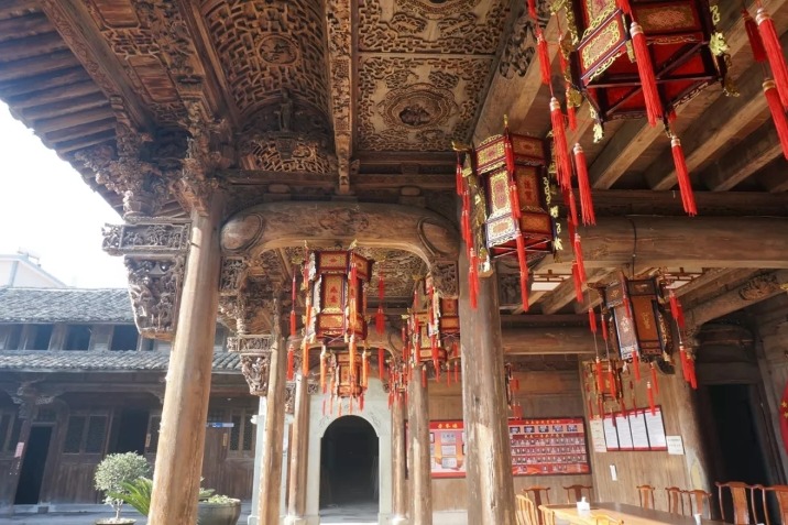 Exquisite crafts vitalize traditional architecture in Zhejiang
