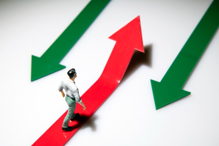 China's privately offered funds expand in January