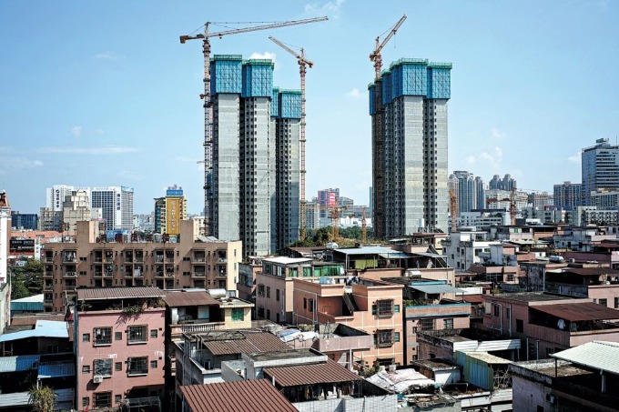 China's urbanization rate hits 64.72% in 2021