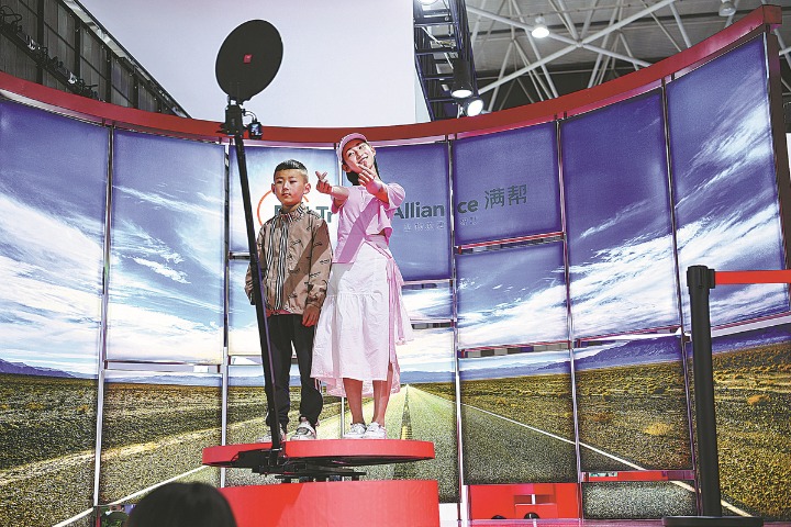 Guizhou moving up economic rankings