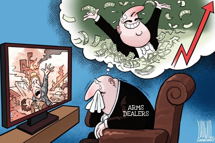 Everyone suffers from Ukraine crisis except US arms dealers