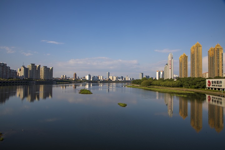 Songhua River presents picturesque landscapes after rainfall