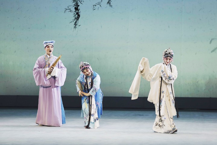 Online performance highlights skills of Chuanju Opera