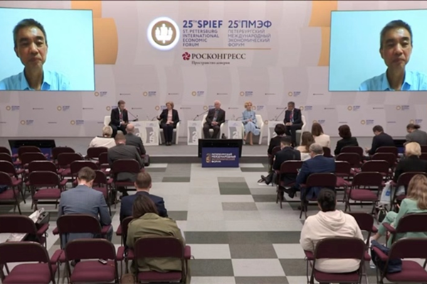 China CDC chief epidemiologist attends 25th SPIEF