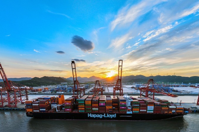 China's foreign trade of goods in H1 keeps momentum