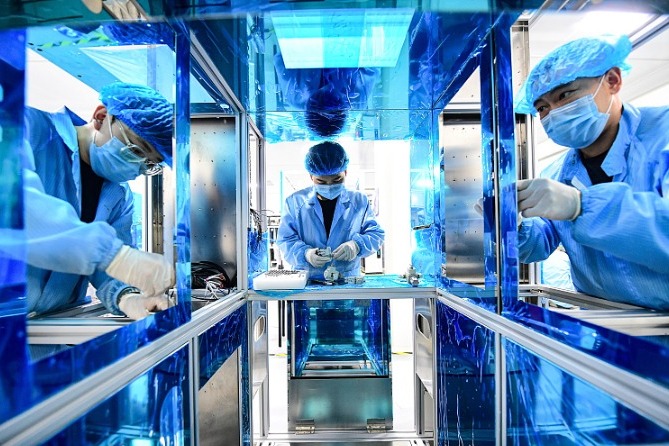 China's factory activity expands in June