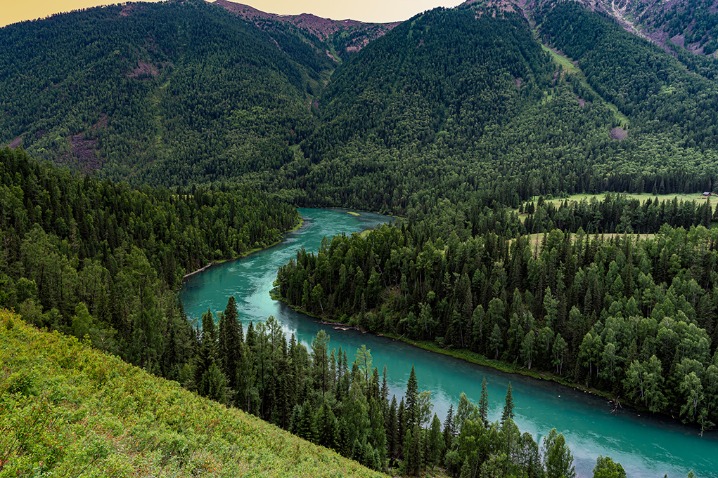 Kanas scenic area in Xinjiang looks like a fairyland jungle