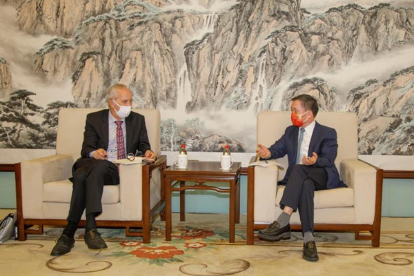 Shen meets with German guests in Beijing