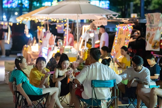 Offline retail proves resilient in face of recent obstacles