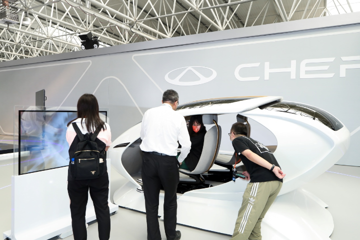 Chery invests 100 billion yuan to become tech company
