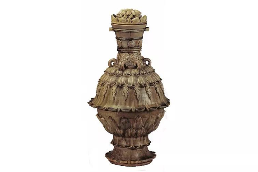 4th-to-6th-century vessel with lotus patterns known as king of celadon