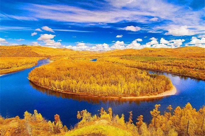 Have a ball in Inner Mongolia during National Day holiday