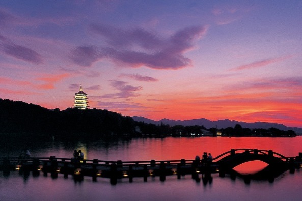 Amazing China in 60 Seconds: Zhejiang