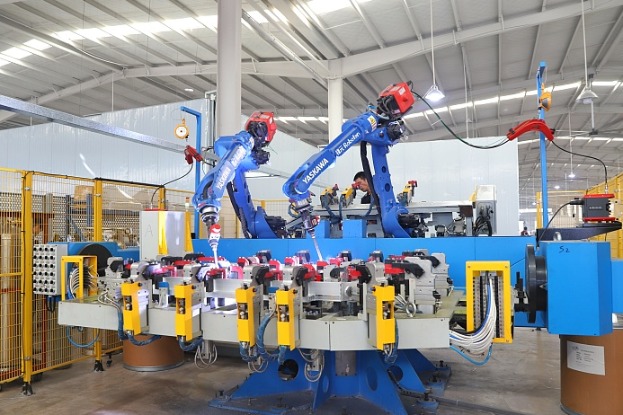 China to redouble efforts to develop digital economy