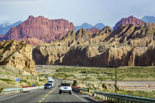 Transport infrastructure investment reaches far and wide in Xinjiang