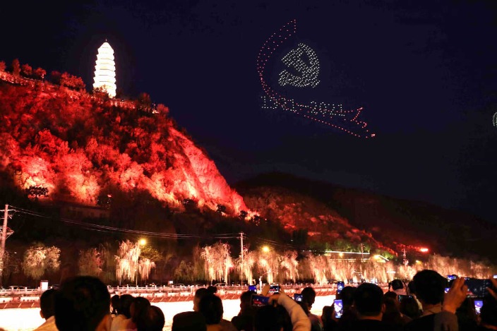 Popularity of Red tourism jumps among Chinese youth