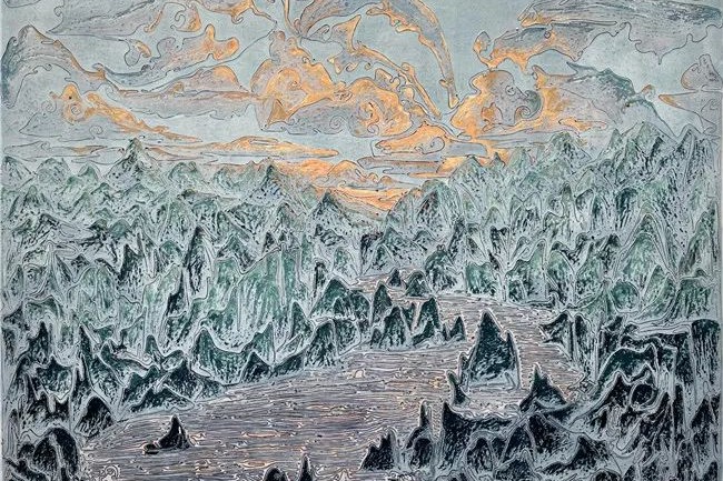 Paintings using comprehensive materials on exhibit in Guangdong