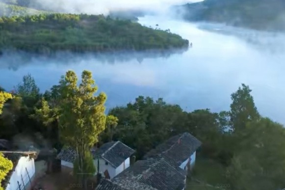 Video: Gorgeous scenery of Dachonghe Reservoir in Yunnan