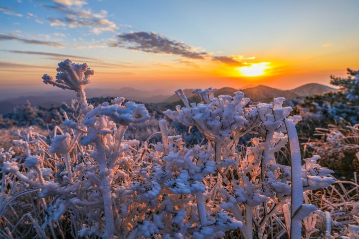Mountain touted as best scenery under heaven