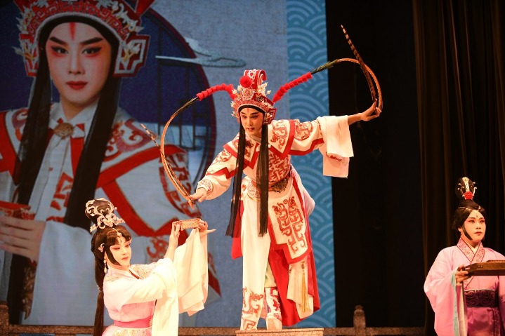 Traditional operas shine in Guangdong