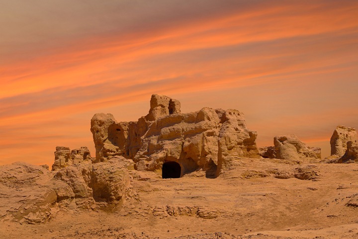 Flaming Mountains, one of the hottest places in China