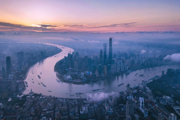 New laws promote business environment in Pudong
