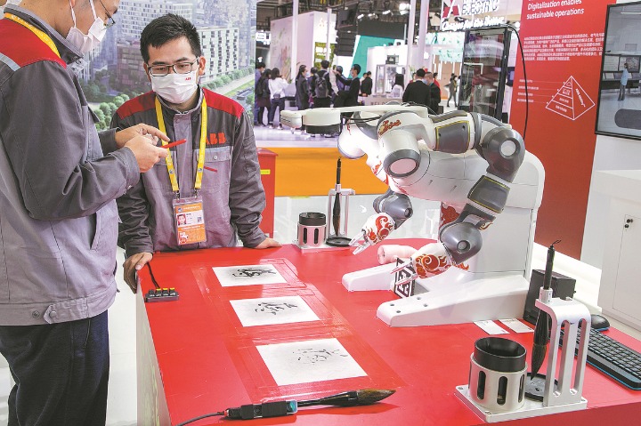 Shanghai plans to expand robot industry