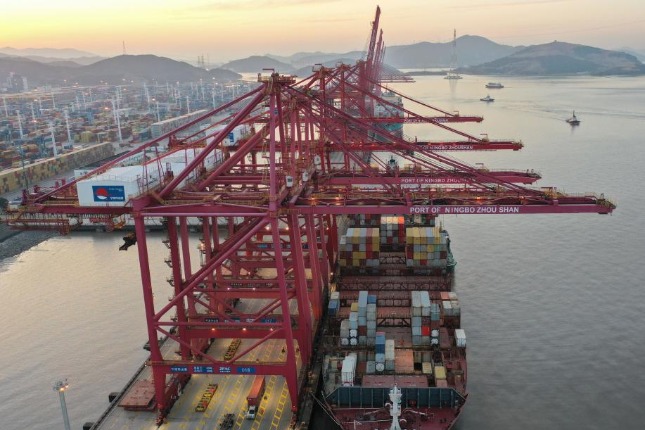 Trade in goods registers record-high surplus